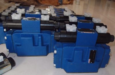 REXROTH液压阀力士乐电液换向阀  4WEH16L7X/6EG24N9ES2K4QMBG24/B10