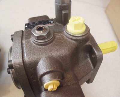 REXROTH液压泵力士乐叶片泵 PV7-1X/10-14RE01MD0-16 R900504653