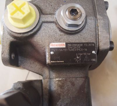 REXROTH液压泵力士乐叶片泵 PV7-1X/16-20RE01MD0-16 R900509274