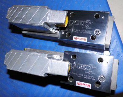 REXROTH力士乐比例方向阀 4WRLE16V1-120M-3X/G24ETK0/A1M 