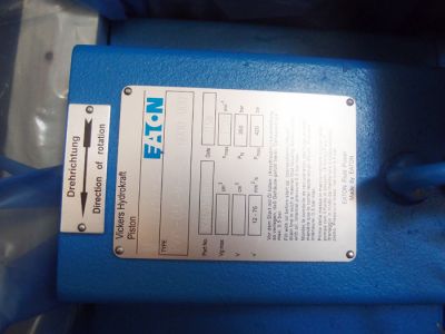 VICKERS威格士液压柱塞泵 PVXS-250-M-R-DF-0000-000
