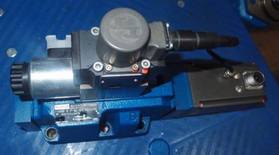 REXROTH 力士乐 比例伺服阀  4WRDE16V200L-5X/6L24K9/VR