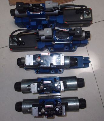 Rexroth力士乐 比例阀 4WRAE10E1-30-2X/G24K31/A1V