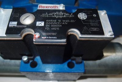 Rexroth力士乐 比例阀 4WRKE16W6A200L-3X/6EG24ETK31/A5D3M