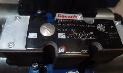 Rexroth力士乐 比例阀 4WRKE32W6-600L-3X/6EG24TK31/A1D3M 
